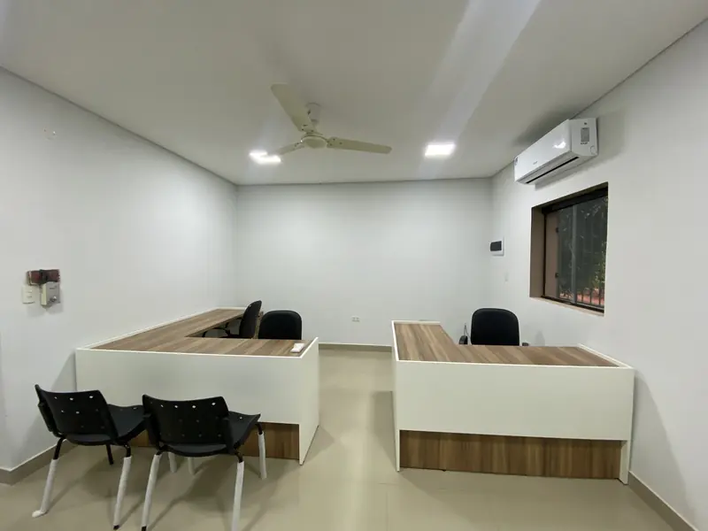 Oficina del Instituto San Buenaventura, Yaguaron - OGA Constructora