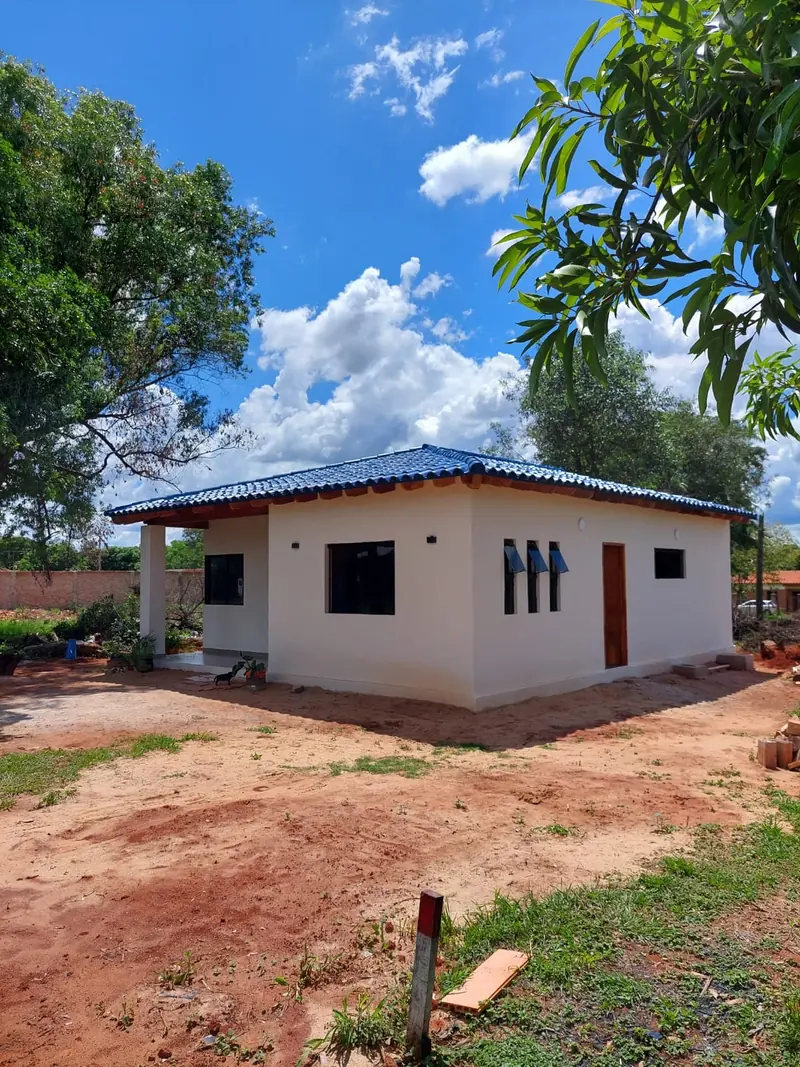 Vivienda con techo de madera - Luque - obra de OGA Constructora en Luque